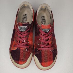 Keen Women Elsa III Red Plaid Wool Flannel Sneaker Size 7.5